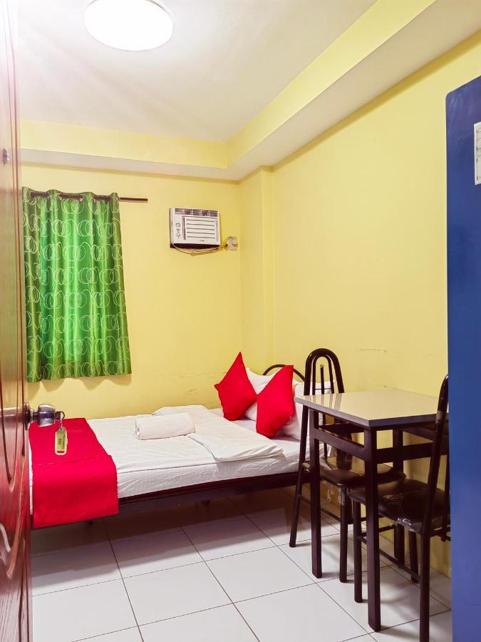 Yellowpad Hotel Davao Zewnętrze zdjęcie
